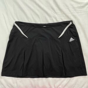 Adidas Medium Black Pleated Tennis Skirt /Skort 30” Waist - Moisture Wicking